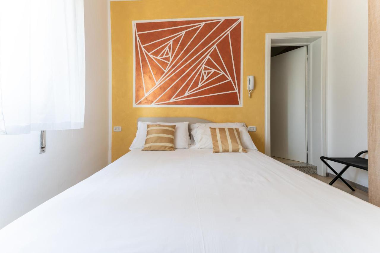 Hotel Benaco Mavras Пескьера-дель-Гарда Экстерьер фото